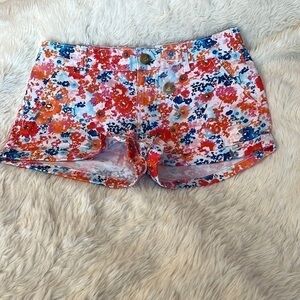 Heritage flower shorts orange, blue, and pink size 5